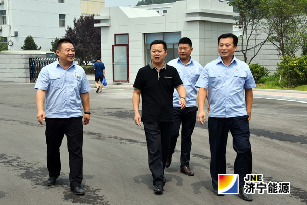 李明富到金源煤矿视察指导工作