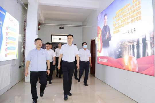 苗玉祥到朱家峁煤矿检查指导工作