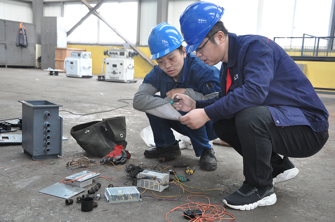 1637492477680809.jpg 200.jpg