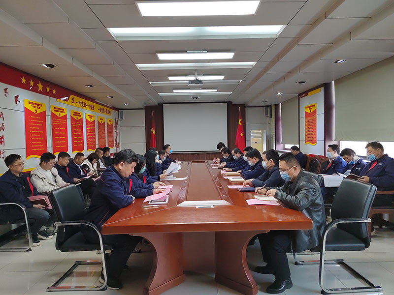 义桥煤矿“线上+线下”两步走促企业年金政策落地。（李慧芝  摄）.jpg