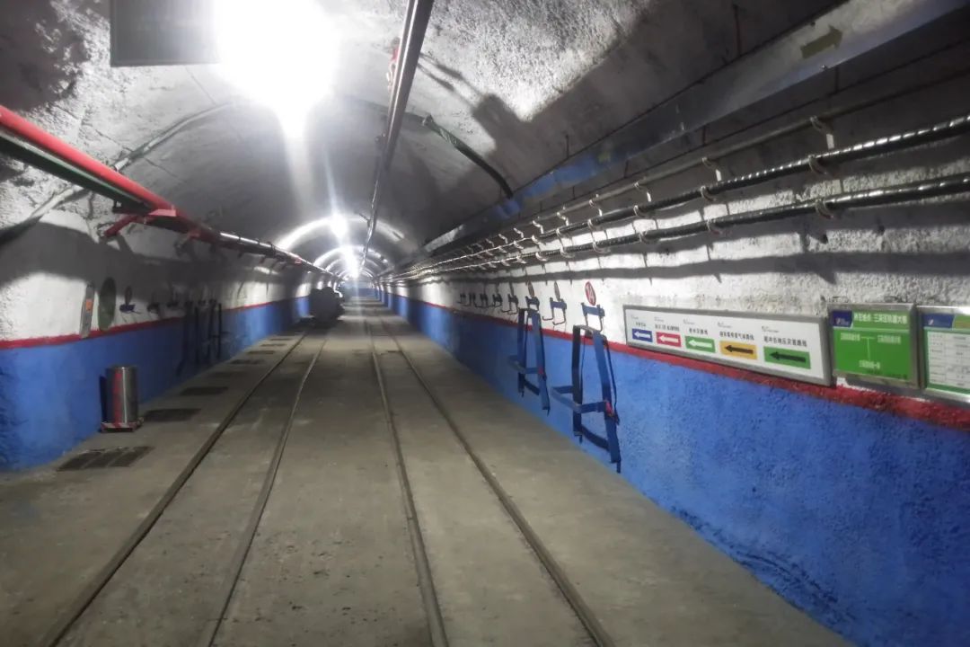 1697269071653910.jpg 640 (4).jpg