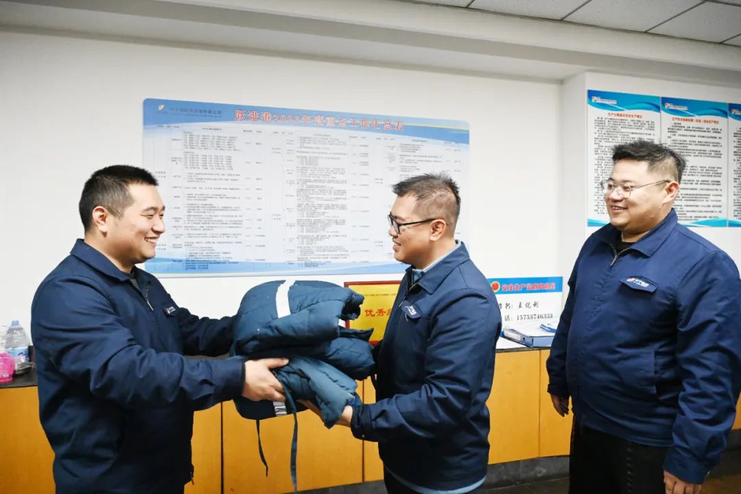 1699843851125528.jpg 640 (1).jpg