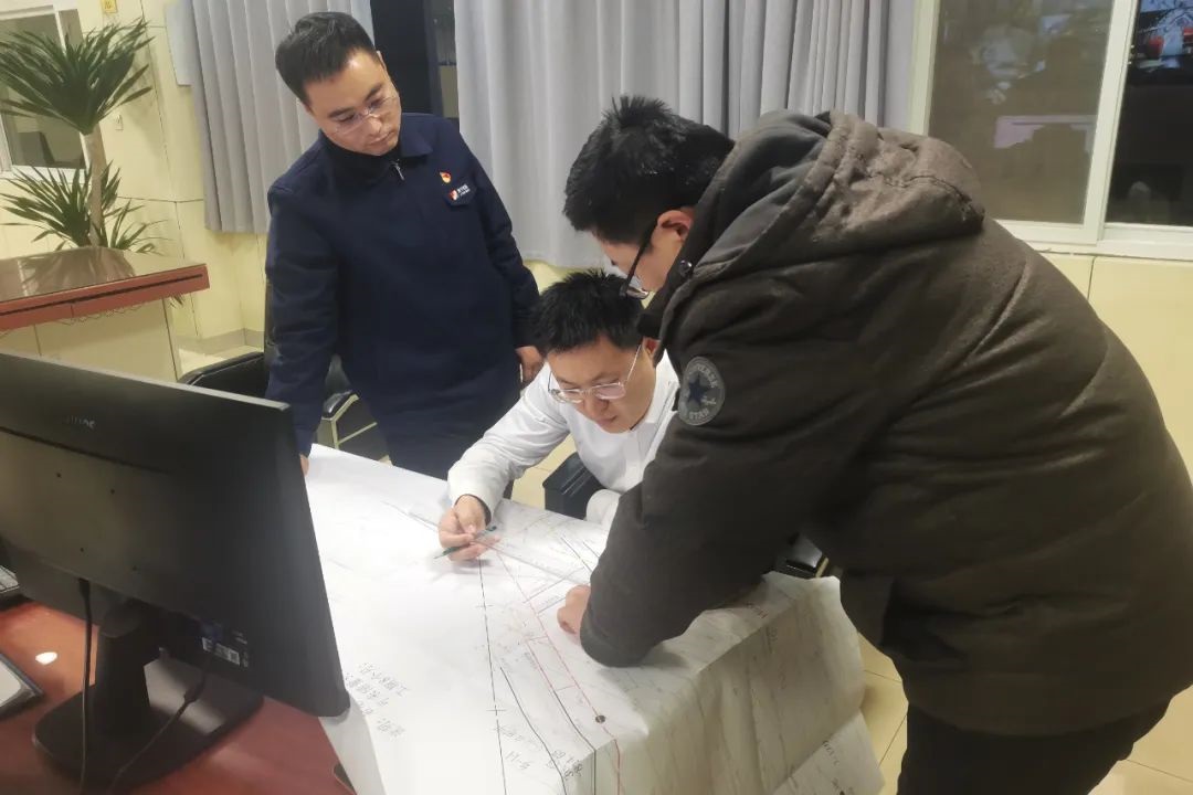 1708304464685883.jpg 64000.jpg