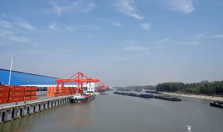 梁山港“活”字当先闯出新天地