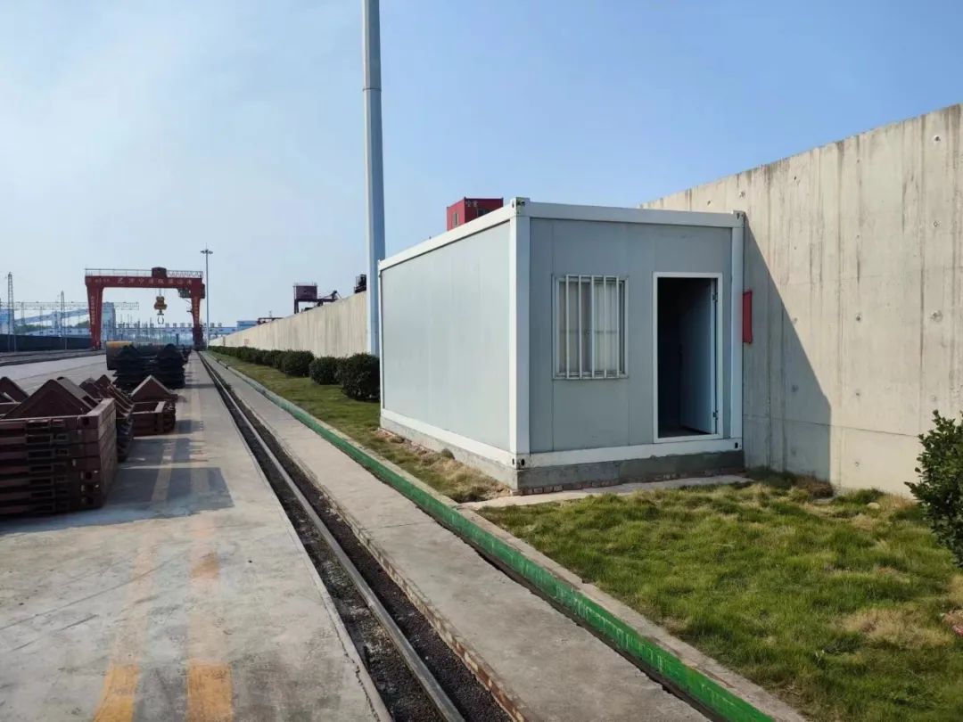 1718604443874233.jpg 640.jpg