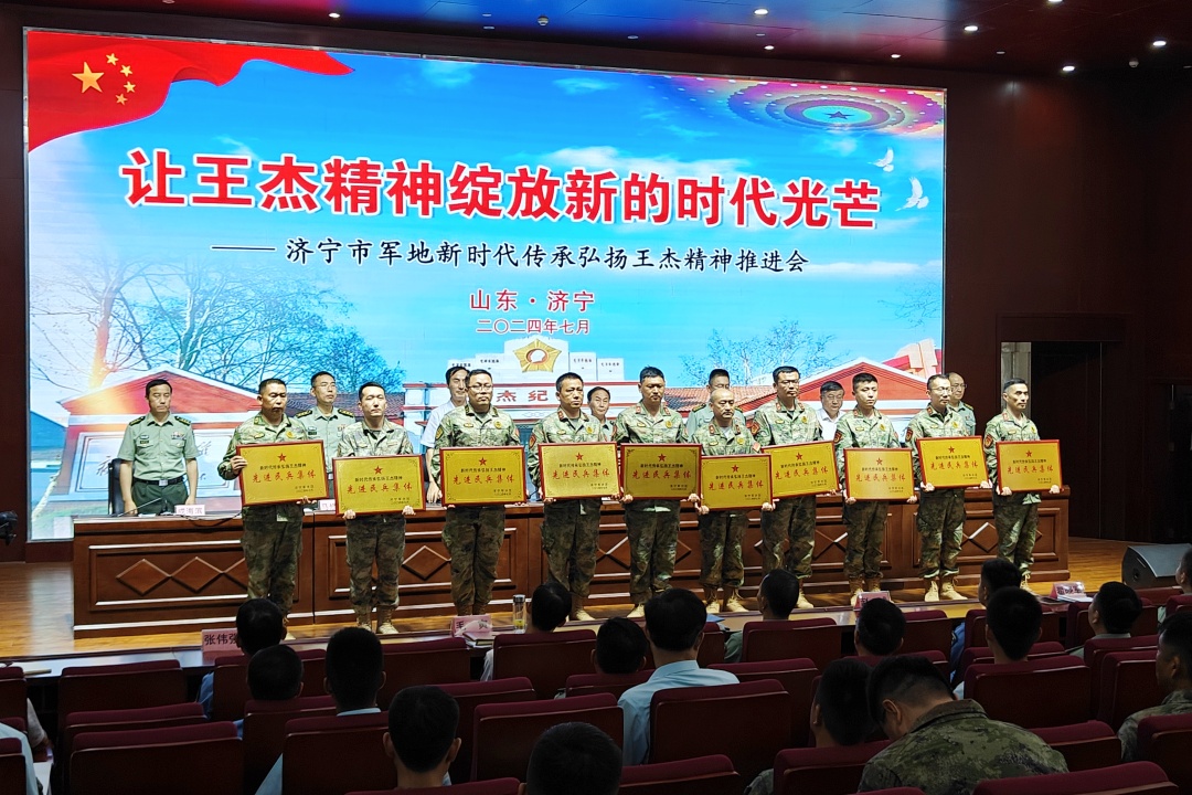 1723431639193083.jpg b2944ff5425dea3f89646c701e9c40f.jpg