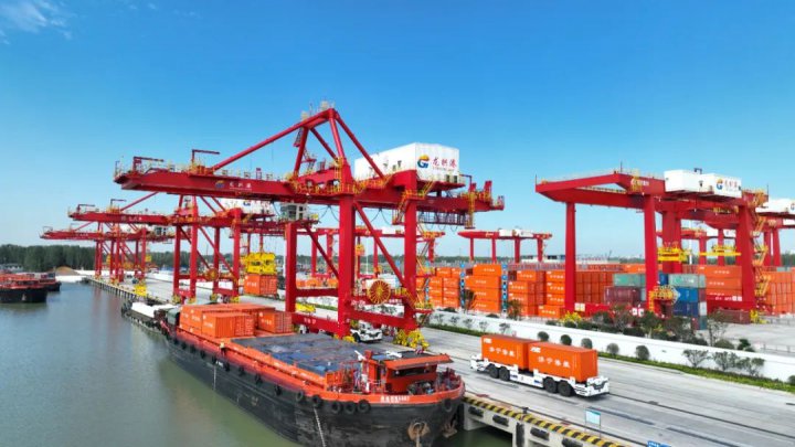 单箱省300元！龙拱港铁水联运贯通＂一带一路＂黄金动脉