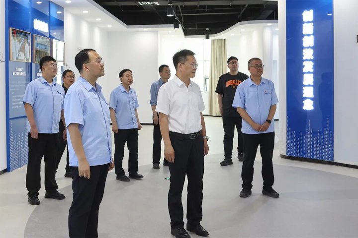 王崇景到安居园区调研指导工作