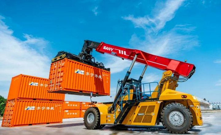 济宁港单日集装箱吞吐量创历史新高突破3000标箱